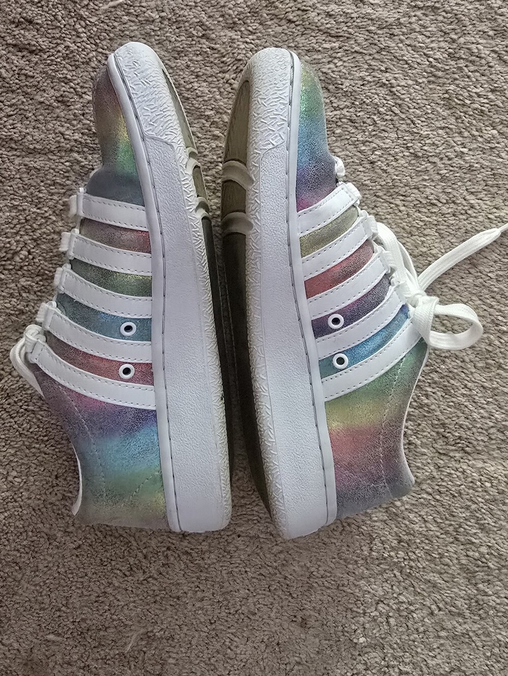 NoH8 Rainbow K-Swiss Classic LX Iridescent Sneakers - Picture 4 of 6